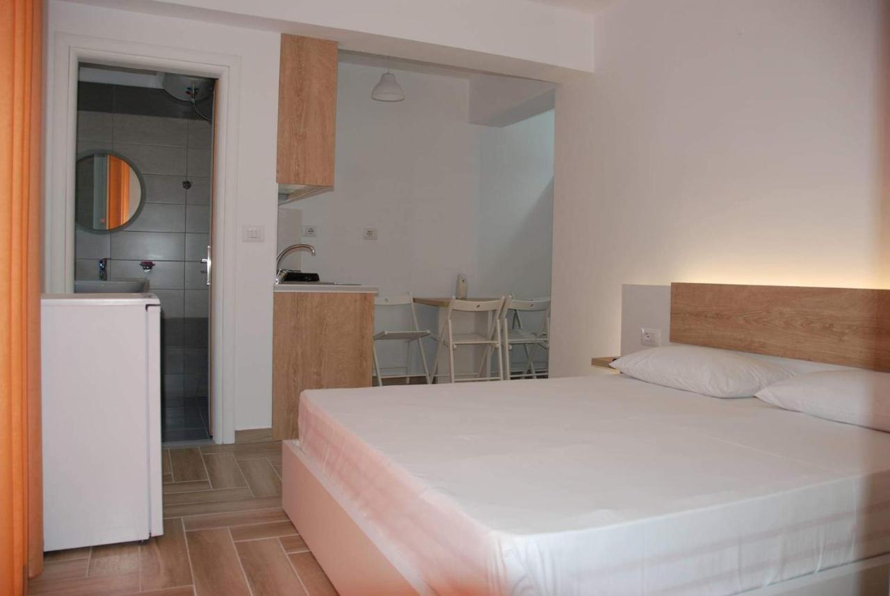 The Hill Apartment Sarande Ngoại thất bức ảnh